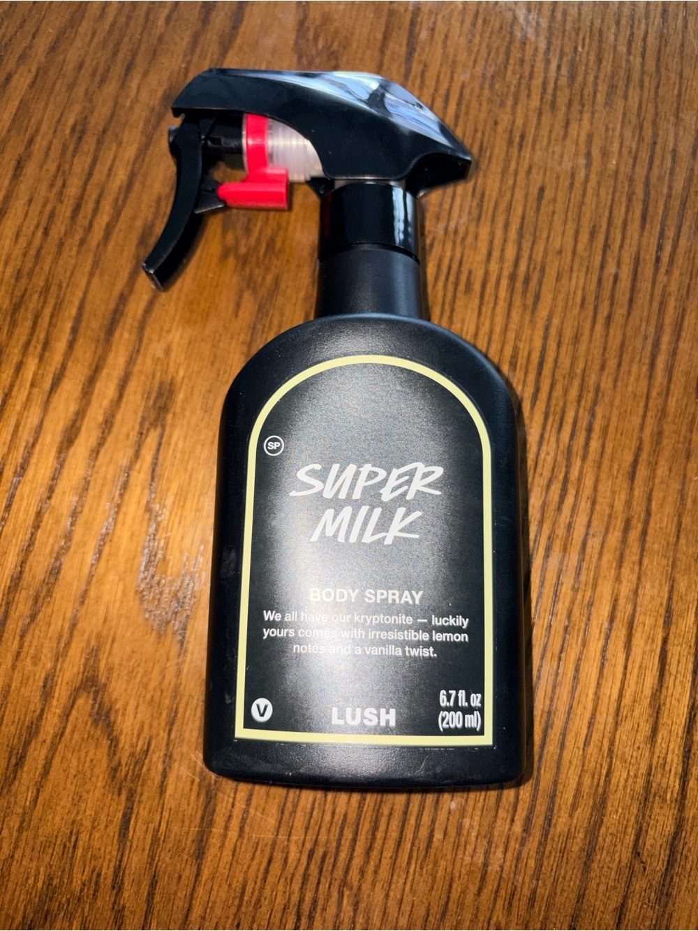 LUSH Super Milk